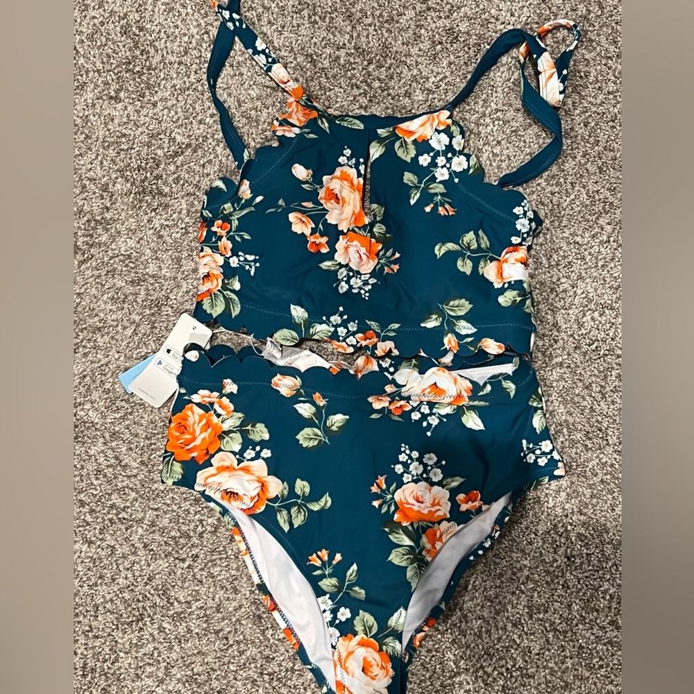 Cupshe Bikini NWT